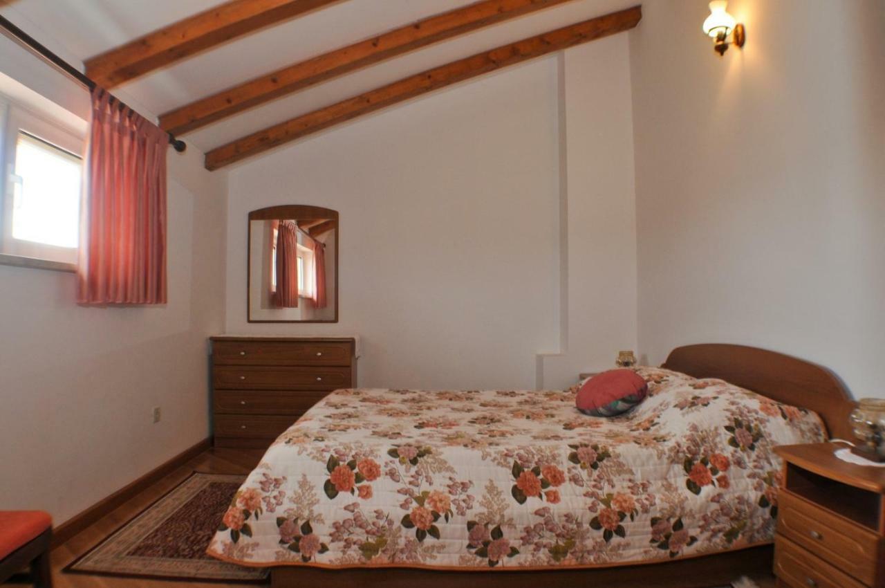 Haus Liliana Hotel Tar-Vabriga Luaran gambar