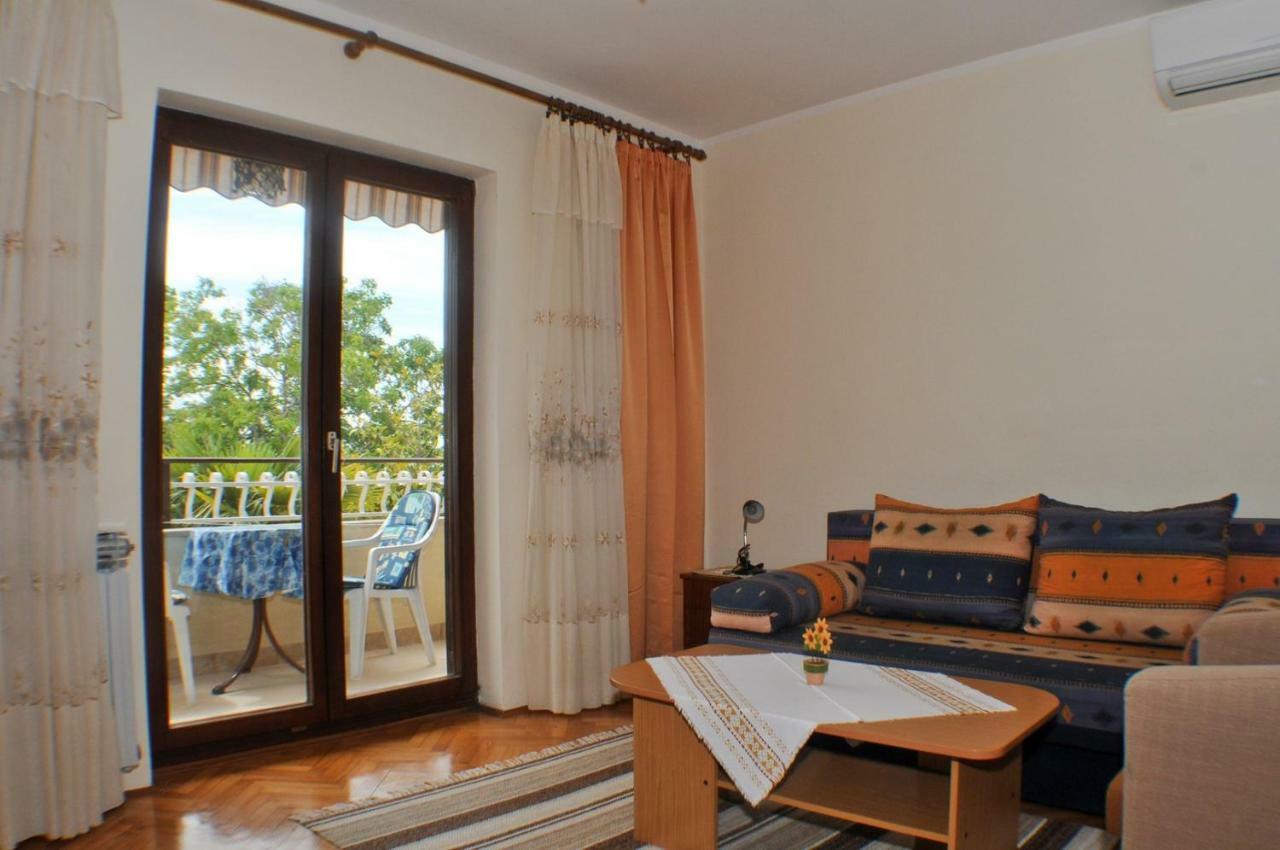 Haus Liliana Hotel Tar-Vabriga Luaran gambar